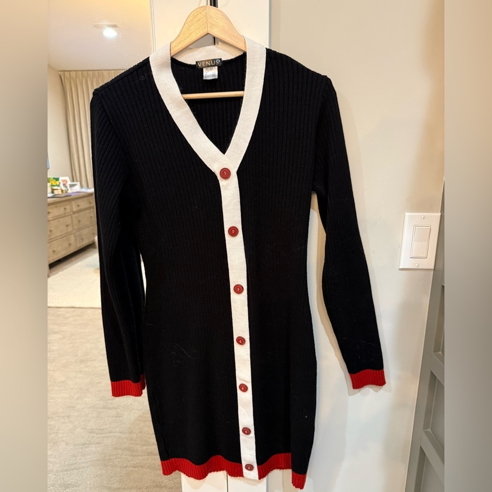 VENUS Black and Cream Sweater Dress Size Large